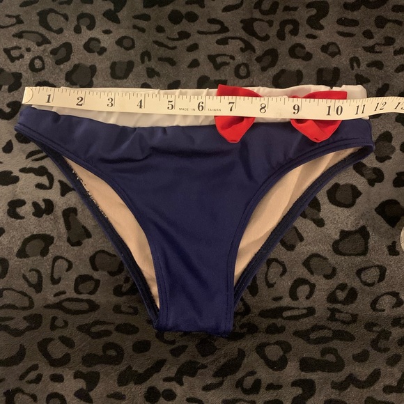 PINUP COUTURE Halter Strap 2 Piece Swimsuit Bikini Rockabilly - Picture 2 of 4